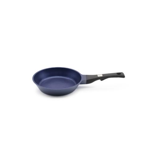 Poêle noir 20cm - "Diamant Bleu" 