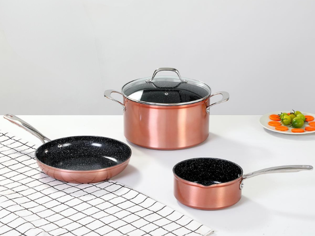 set de cuisine cuivre